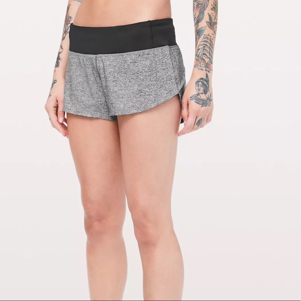 Lululemon Speed Up Shorts 2.5”